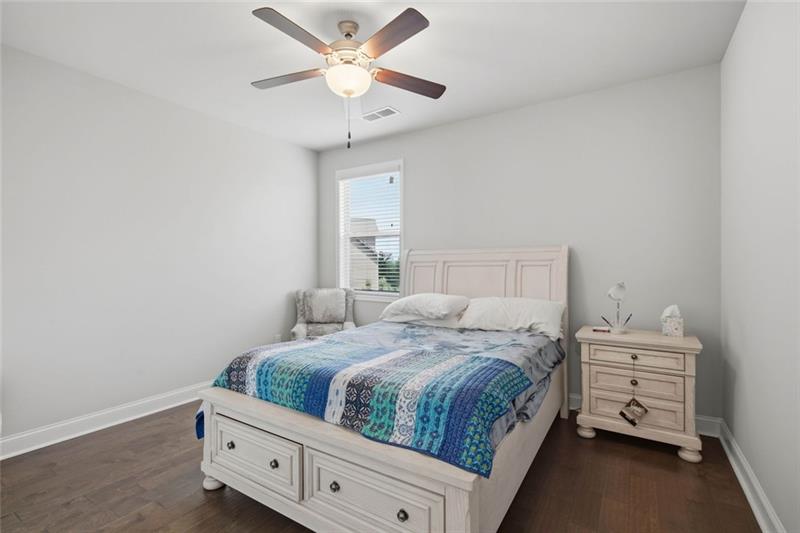 Additional bedroom at 2095 Manor Pointe Drive